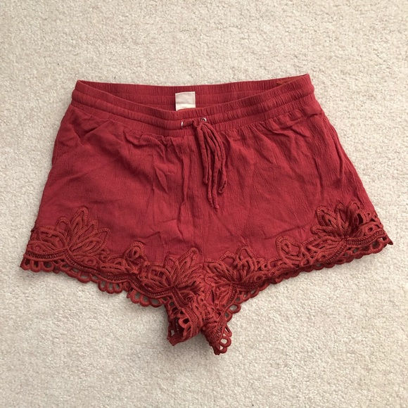 Me to We shorts bundle - Picture 2 of 7